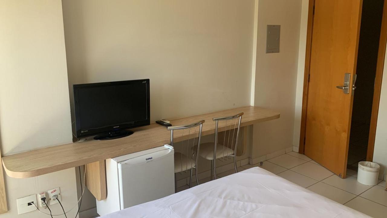 Golden Dolphin Express Caldas Novas Exterior foto